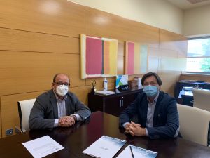 Firma del contrato para la integración de Cancerappy en el PCTCLM