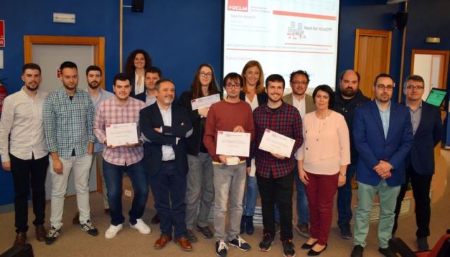 IngenierÃ­a InformÃ¡tica de Albacete entrega los premios de la competiciÃ³n para mejorar la movilidad en Albacete