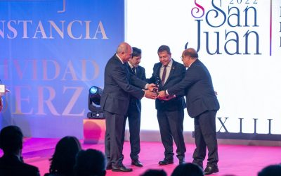 Agustín Moreno recoge el Premio San Juan de FEDA para el PCTCLM
